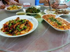 -洪霞餐馆