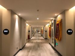 -宝生月子中心(民治店)