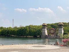 -茅山东方盐湖城景区