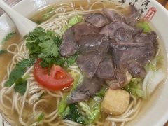 牛肉面-牛小隆牛肉面馆(四牌楼店)