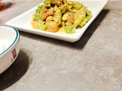 黄瓜拌油条-闫府私房菜·老字号(恒隆店)