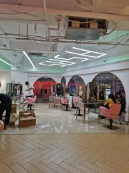 点击看大图 -BULB STUDIO 巴柏明星发型工作室