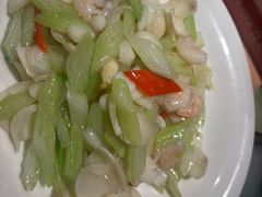 -梁家大院•农家菜(昆山会展中心店)