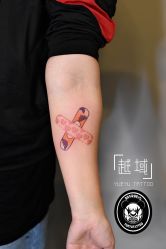 -越域刺青