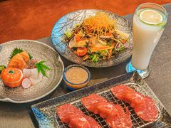 -铭牛烧肉·和牛海鲜自助(高新月牙湖店)