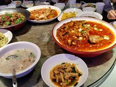 -巴特餐饮6加1音乐餐吧·新疆菜