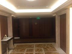 -上海雅居乐万豪侯爵酒店
