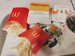 -麦当劳(丽江玉河广场店)