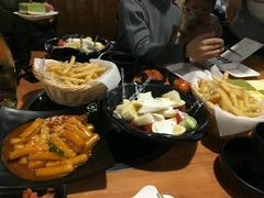 -肥肥虾庄·金牌油焖大虾(杨园滨江时代walk店)