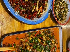 -兔槽江湖菜·重庆璧山兔(水围店)