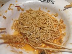 -肥肥虾庄·金牌油焖大虾(首义路店)