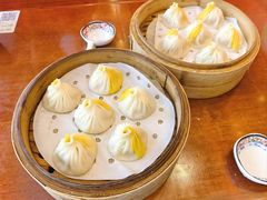 -寄畅興·百年蟹黄面·万国建筑群(外滩27号店)