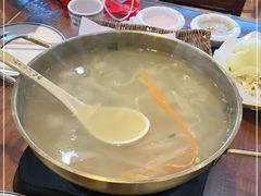 -那家老院子东北菜·饺子·小鸡炖蘑菇(艳华街店)