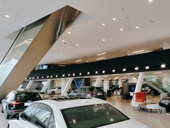 -上海永达奥诚奥迪4S店(申江路店)