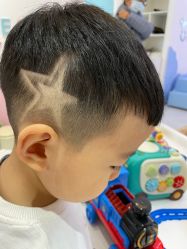 -星咔萌StarCamo儿童剪发(芳圆里IDMALL品牌形象店)