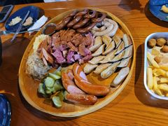 -普兰达德国餐厅·德式脆皮烤猪肘·自酿啤酒(观唐店)