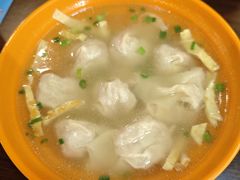 鲜肉小馄饨-大龙汤包