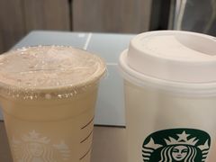 -星巴克(西藏路店)