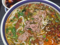 -云阿蛮云南生烫牛肉米线(奉贤路店)