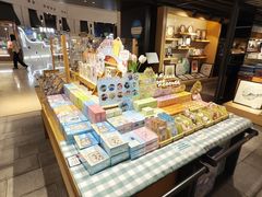 -猫的天空之城概念书店(苏州诚品店)