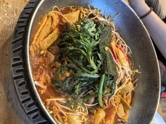 -喇喇排骨火锅·传统韩式脊骨汤(望京西园总店)