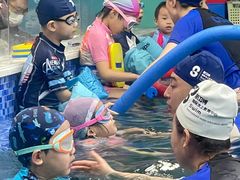 -Swim斯卫姆国际儿童游泳中心(红博中央公园店)