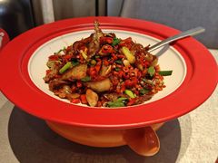 小炒腊拱嘴-有红鸡毛店·川菜(建设路店)