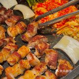 已经数不清和姐妹来过多少次的深夜烤肉