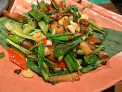 -云海肴·汽锅鸡·云南菜(天山百盛优客店)