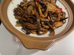 -荷塘秋月·本帮江浙菜(国权路店)