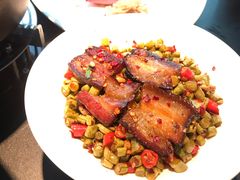 酸豆角炒腊肉-凤凰湘语·湘粤鲜融(浦东旗舰店)