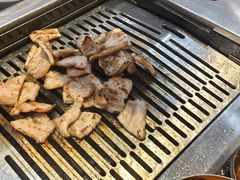 -臻牛烤肉