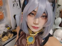 -米游妙妙屋cosplay换装自拍摄影体验馆