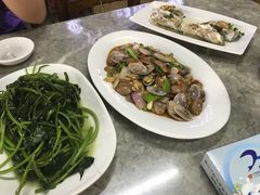 -四川小胡子海鲜(丁村万人海鲜广场店)