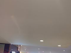 -川流不息·地道川菜·小龙虾(松东路店)