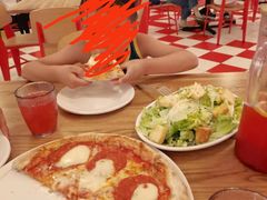 -城市大道红炉披萨烘焙坊