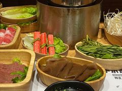 -独食火锅·半米屋台(直营总店)