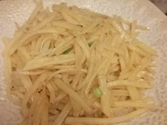 酸辣土豆丝-75幢私房菜馆