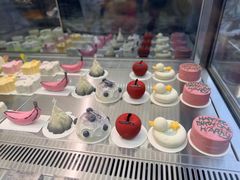 -好利来(上海虹桥新天地Lab主题店)