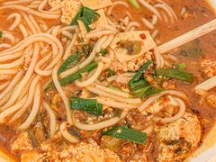 -官渡李记小锅米线(新亚洲体育城百合园东北)