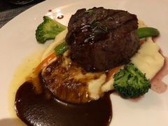 -WOLFGANG PUCK KITCHEN & BAR(迪士尼小镇店)