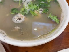 -宝瑞门钉肉饼店