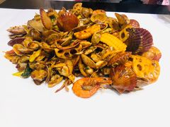 -小柒家第一锹东北菜(城关店)