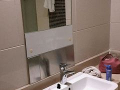 -豪泰168酒店(无锡上马墩靖海地铁站店)