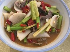 -红色湘菜馆(春风店)