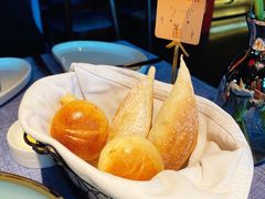 -弦月窗LUNETTE BY AMANDA(复兴路店)