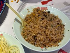 -何师傅美蛙鱼头(汉街店)