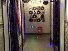 -唱吧麦颂KTV(西单华威潮铺街店)