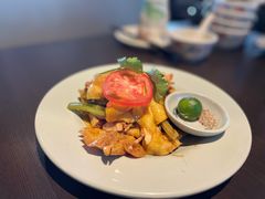 -大头虾越式风味餐厅(光明广场店)