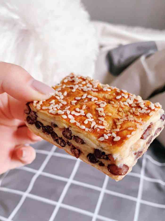 杨家村糕点(柳北店)-"「海苔小贝」里面的蛋糕已经做的很软了 .